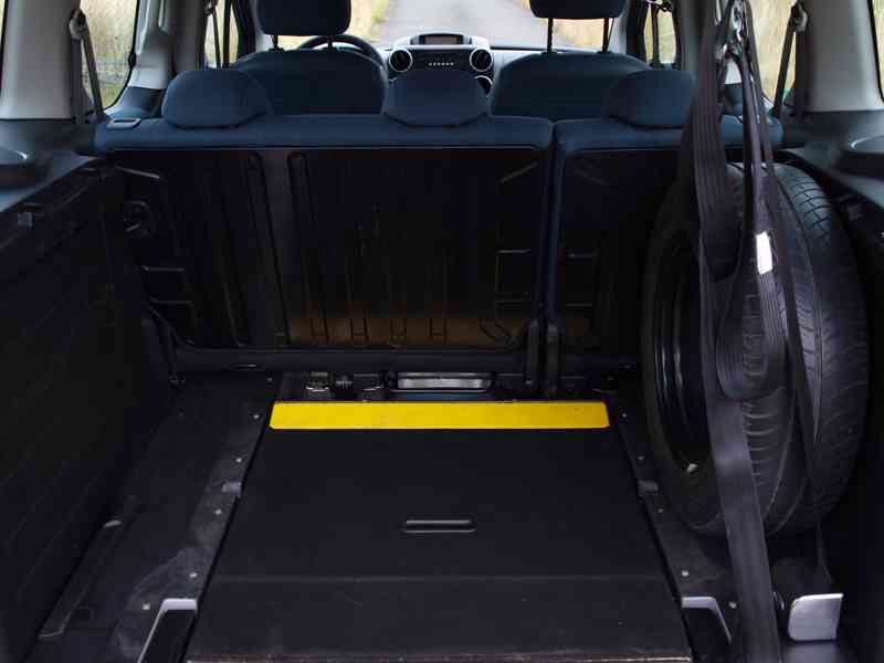 Citroën Berlingo: plošina pro převoz vozíčkáře - foto 9
