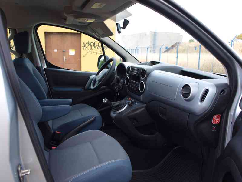 Citroën Berlingo: plošina pro převoz vozíčkáře - foto 7