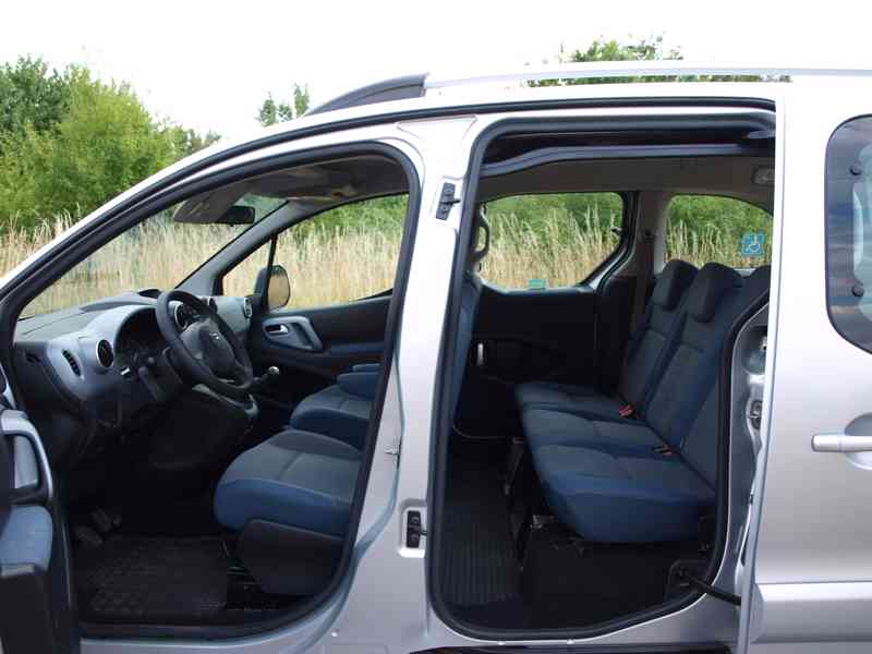 Citroën Berlingo: plošina pro převoz vozíčkáře - foto 8