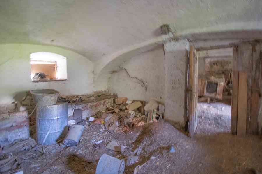 Prodej domu se stodolou a garáží na okraji obce Žihobce - foto 27