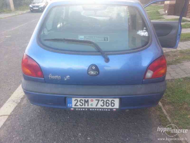 fiesta 2001- nový facelift, zaplacená ekodaň, STK do 10/2017 - foto 3
