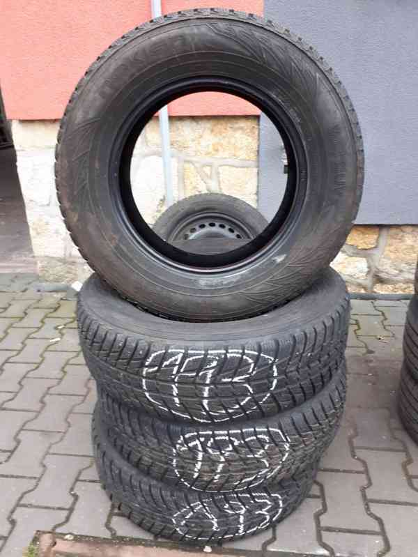 Sada 4 pneu Nokain WR SUV 3, 215/70 R16 100H, zimní - foto 1