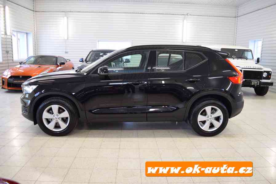 Volvo XC40 T2 MOMENTUM AUTOMAT-DPH 2022 - foto 2