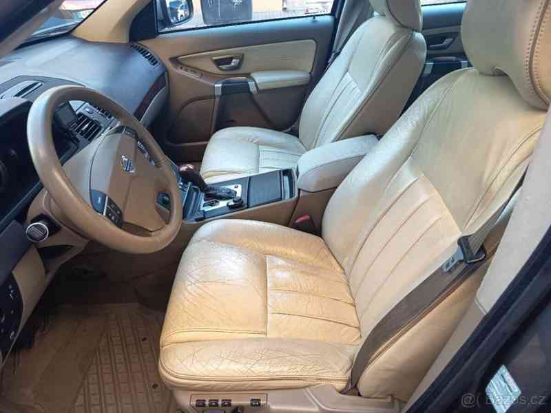Volvo XC90 3,2   l AWD exucutive LPG - foto 8