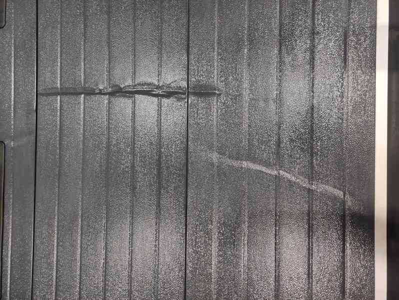 sekční garážová (průmyslová) vrata (lamely + kování) na ND - foto 5