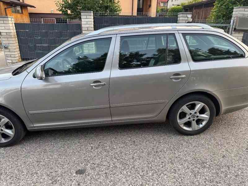 Škoda Octavia 2,0 - foto 5