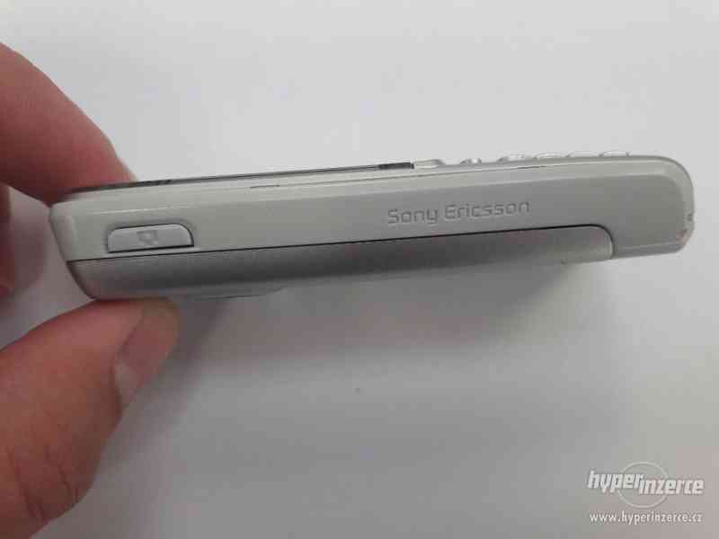 Sony Ericsson K310i (V18100054) - foto 2