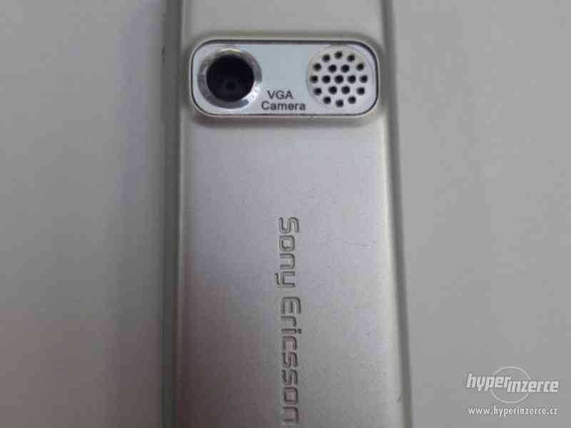 Sony Ericsson K310i (V18100054) - foto 6