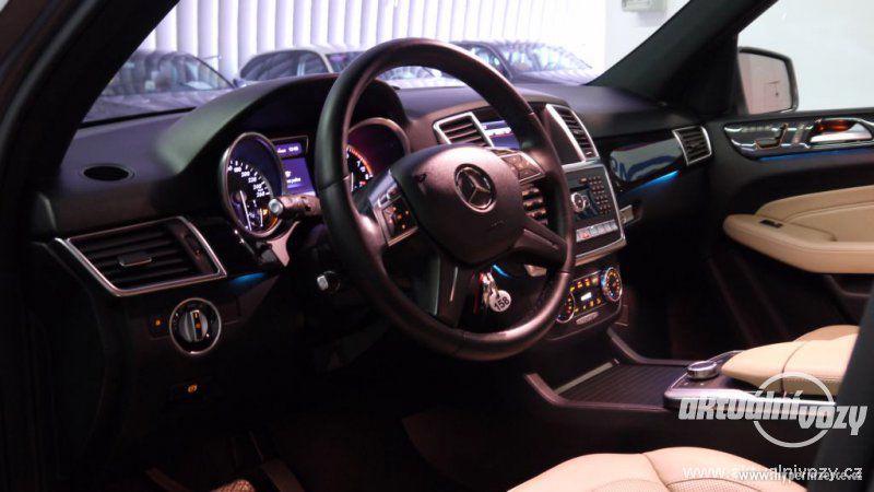 Mercedes-Benz Třídy M 4.7, benzín, automat, rok 2013, navigace, kůže - foto 6