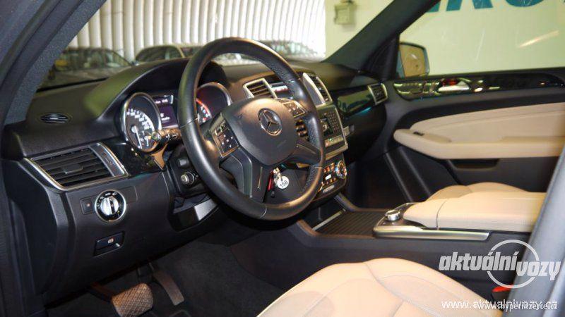 Mercedes-Benz Třídy M 4.7, benzín, automat, rok 2013, navigace, kůže - foto 11