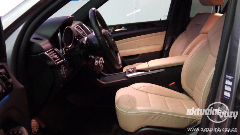 Mercedes-Benz Třídy M 4.7, benzín, automat, rok 2013, navigace, kůže - foto 12