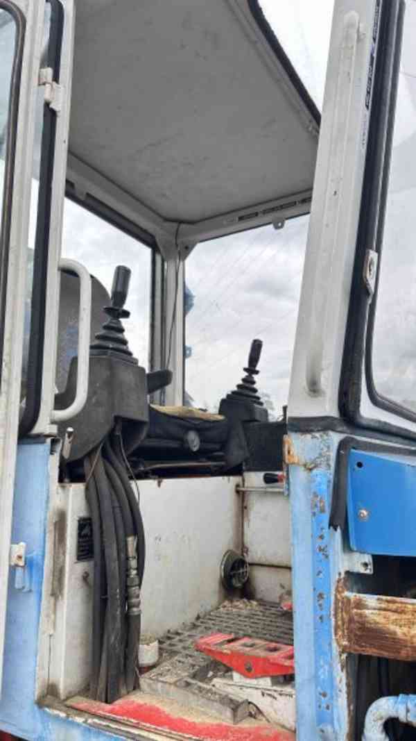 5.9t rypadlo kráčející MenziMuck 5000 T1.5 joystick pavouk - foto 10