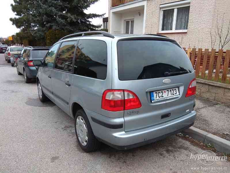 Ford Galaxy - foto 1