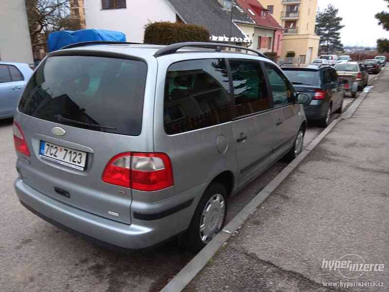 Ford Galaxy - foto 2