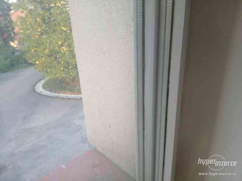 OKNA dvojitá dvouskla DŘEVĚNÁ bílá - foto 9