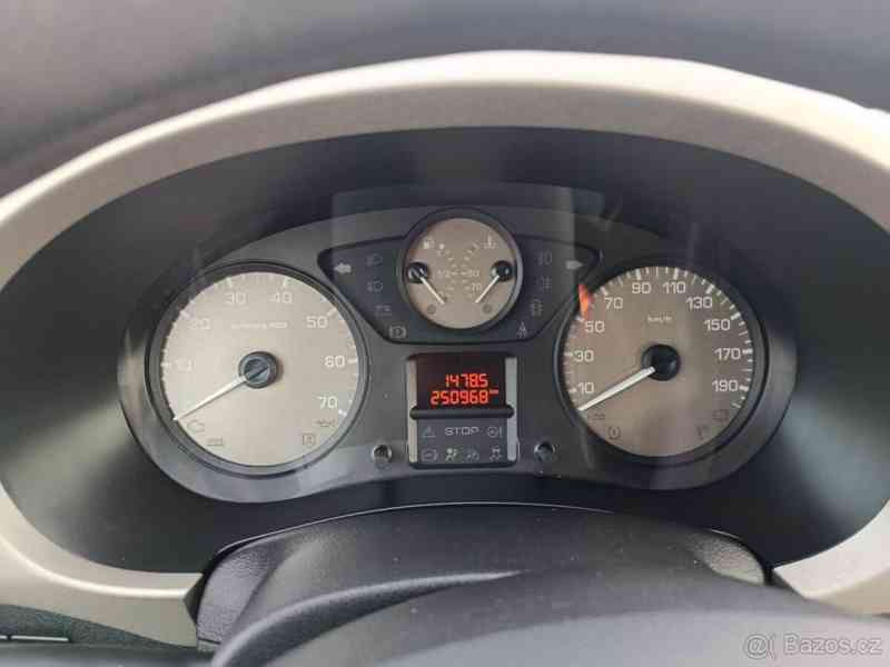 Peugeot Partner 1,6   HDi - foto 9