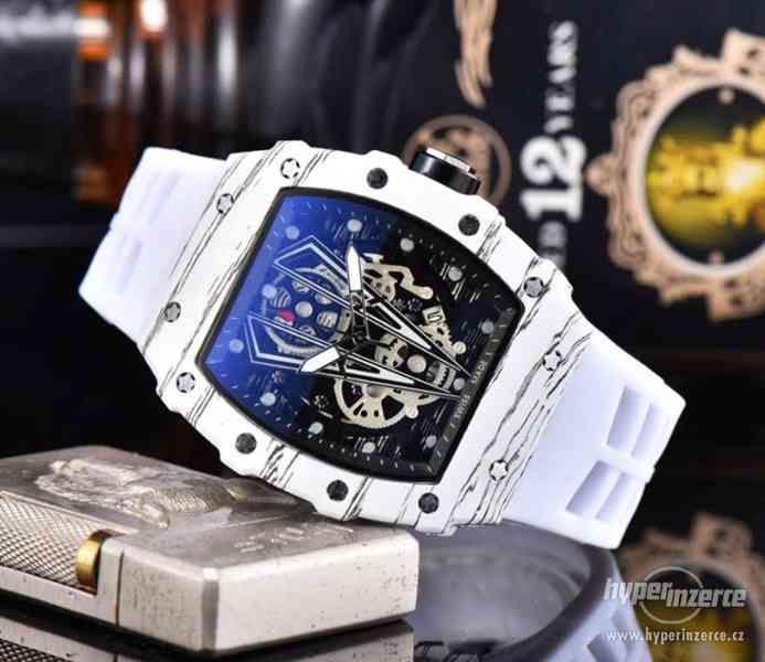 Richard Mille hodiny pro mu e i eny d rek na V noce bazar