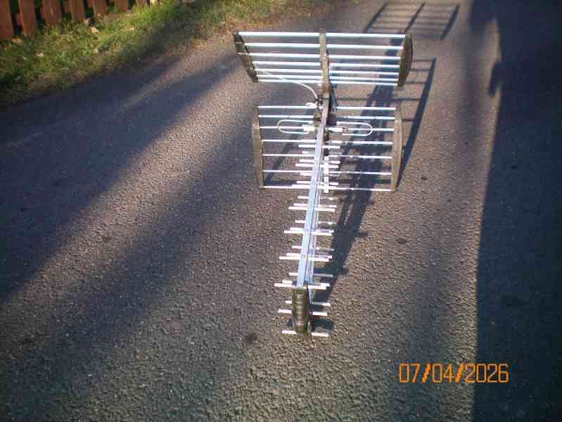 Venkovní anténa pro DVB‒T2 signál, 470‒790 MHz, 17 dBi - TES - foto 3