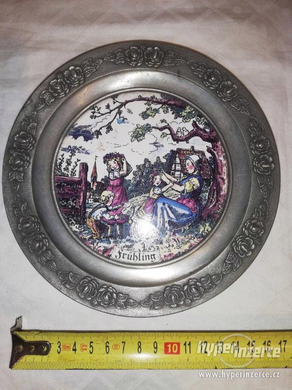 Kovový talíř s motivem jara - zn. napsána v textu - foto 1