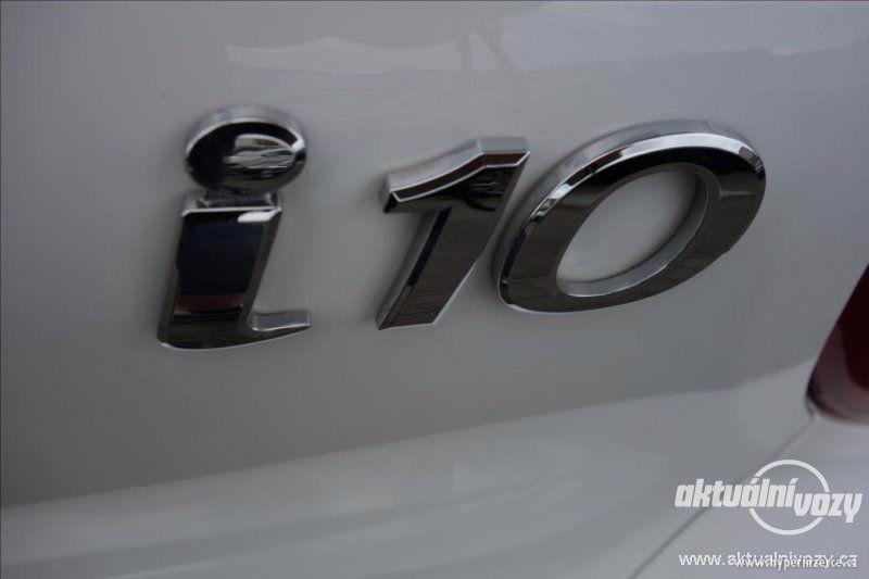 Hyundai i10 1.0, rok 2016 - foto 14