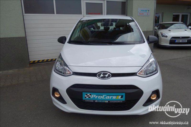Hyundai i10 1.0, rok 2016 - foto 19