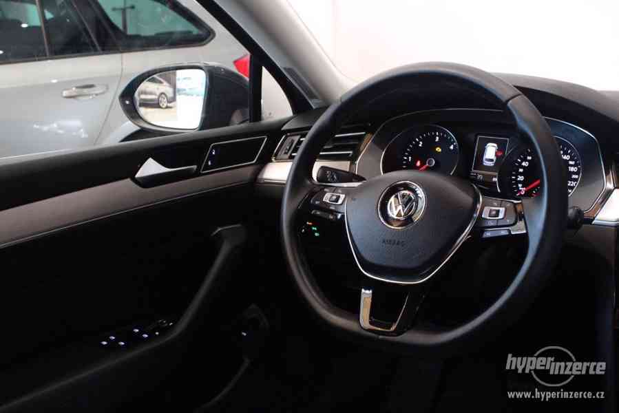 VW Passat B8 2. TDI DSG  Nezávislé topení-Panorama - foto 31