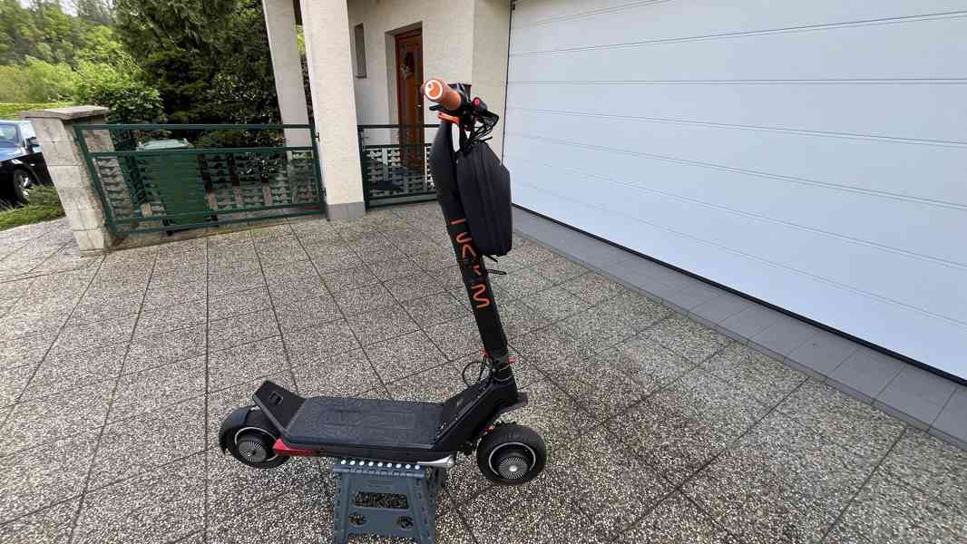 Elektrokoloběžka Inokim OXO Super 60V 25,6Ah LG - foto 17
