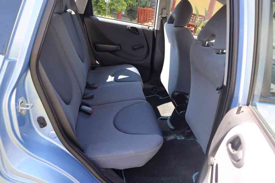 Automobil - foto 7