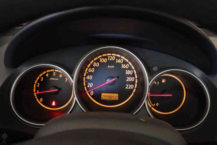 Automobil - foto 9
