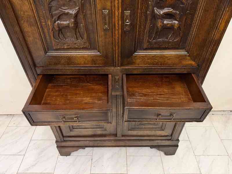 Starožitná skříň Mechelen - foto 7