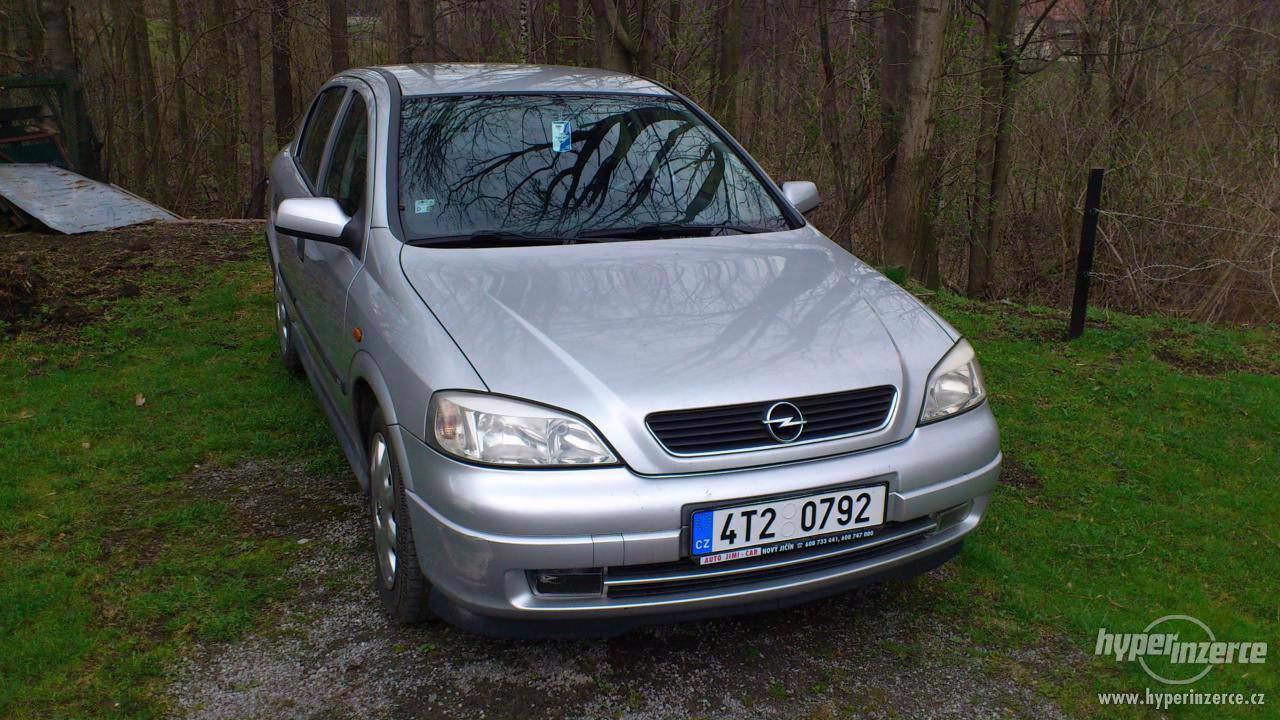 Opel Astra G 1.4 16V - foto 1
