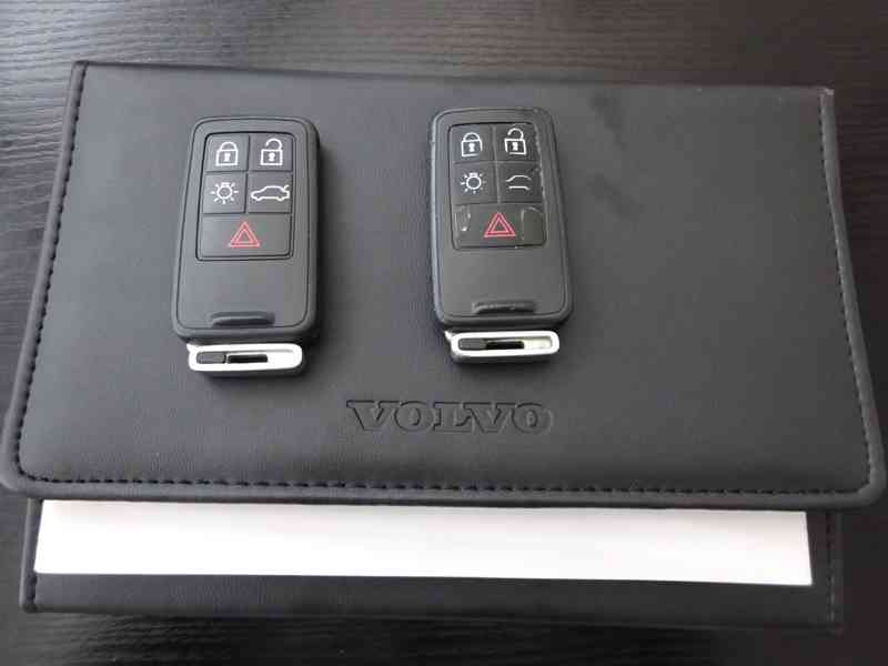 Volvo V70 2.4 D5 Combi r.v.2010 2.Maj.serv.kníž. - foto 19