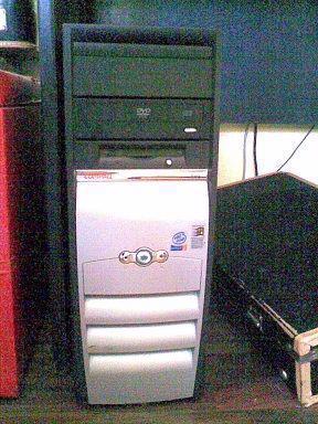 MONITOR LCD 18, PC, zdarma klávésnice, myš, kabel - foto 2