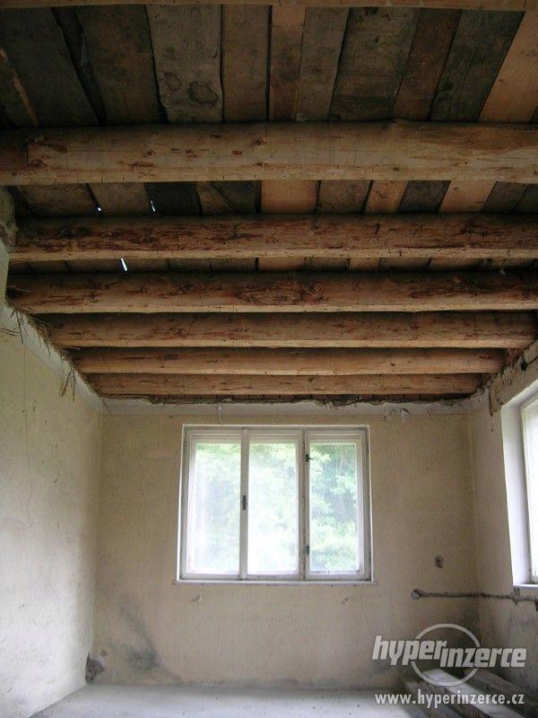 Prodej domu v Uhřínově u Velkého Meziříčí. - foto 8