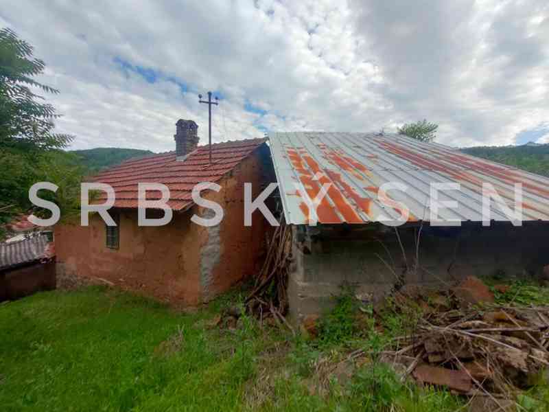 Vesnická usedlost k rekonstrukci – 6 km od města Knjaževač - foto 4