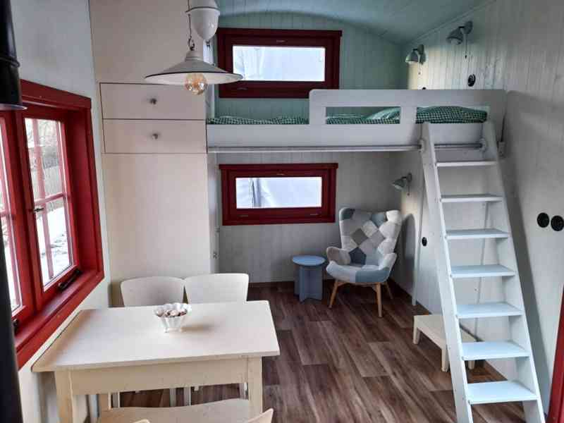 Pohádková  maringotka - foto 3