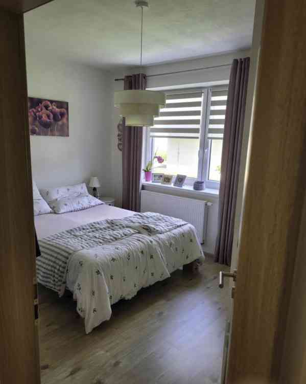 Pronájem krásného zařízeného bytu 3+kk,84 m2 Plasy  - foto 3