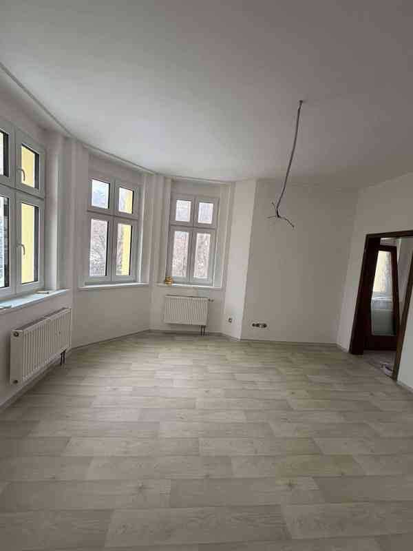 Nadstandartní vila 6 bytů a 7 kanceláří - foto 14