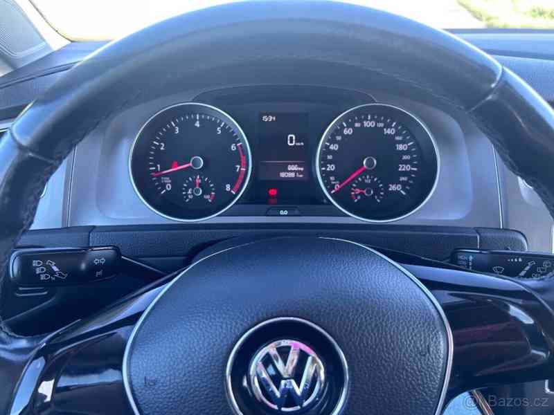 Volkswagen Golf 1,2   TSI 63 kW, r. 2015, 181 000 km - foto 7