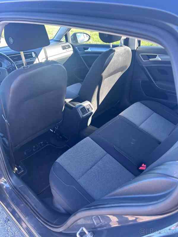Volkswagen Golf 1,2   TSI 63 kW, r. 2015, 181 000 km - foto 10