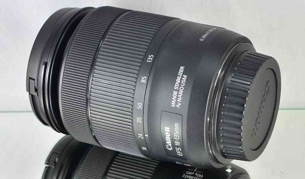 Canon EF-S 18-135mm f/3.5-5.6 IS NANO USM - foto 7