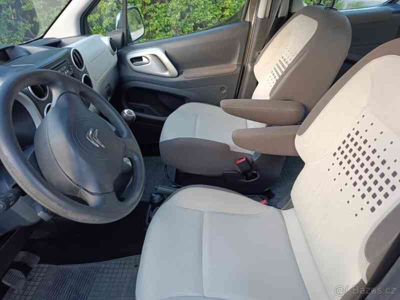 Citroën Berlingo 1,6 - foto 8