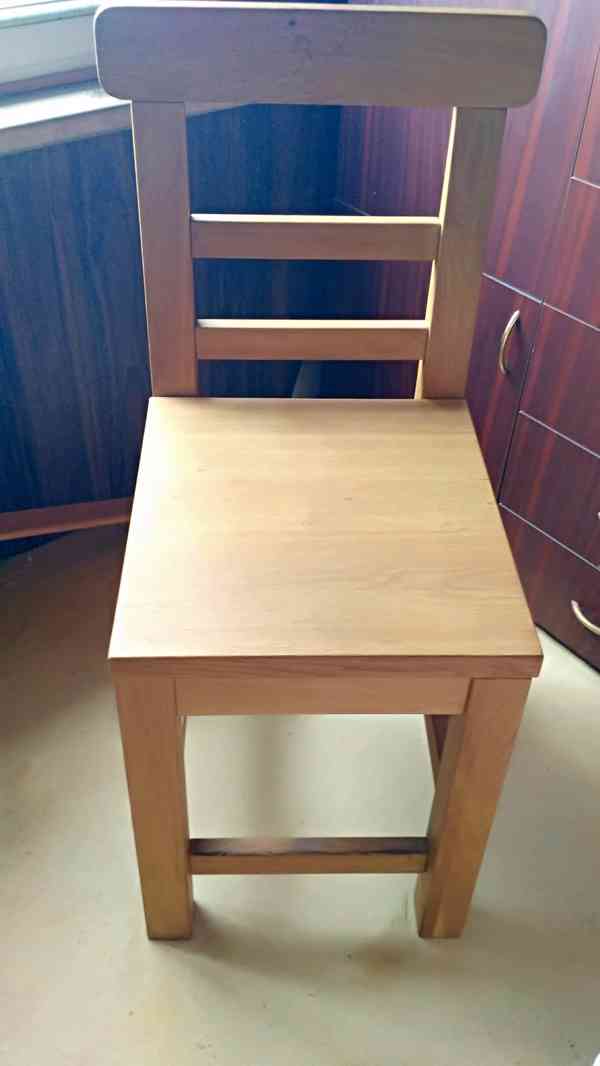 Víceúčelový rustikální dubový stůl a 2 židle z masivu - foto 6