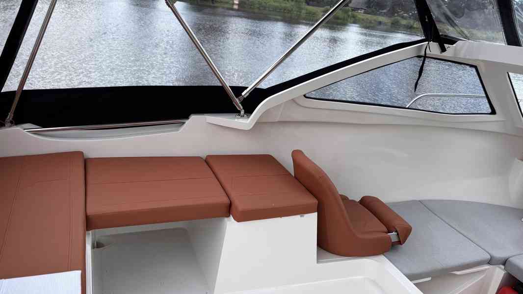 Použitý motorový člun Remus 525 ST + Mercury F 80 ELPT EFI - foto 7