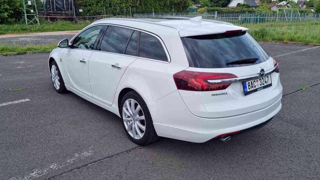 Opel Insignia 2.0cdti 125kw full výbava  - foto 3