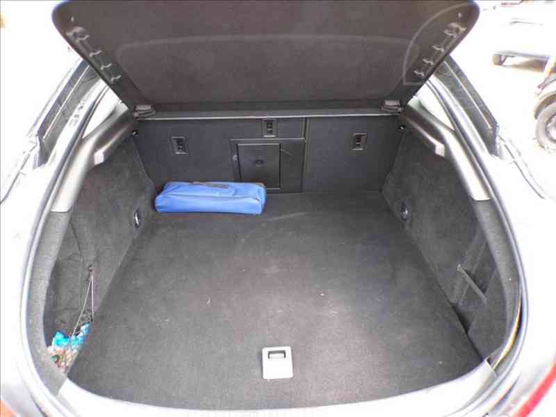 Opel Insignia 2,0 CDTI COSMO - foto 10