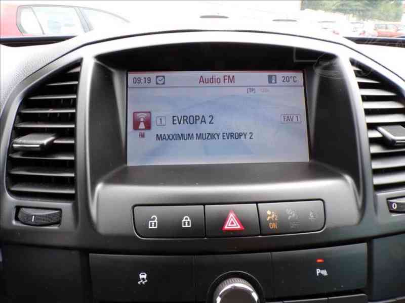 Opel Insignia 2,0 CDTI COSMO - foto 7
