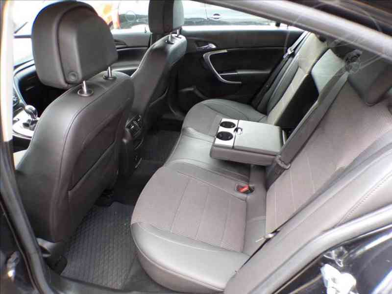 Opel Insignia 2,0 CDTI COSMO - foto 9