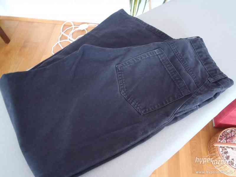 manšestrové kalhoty - foto 1