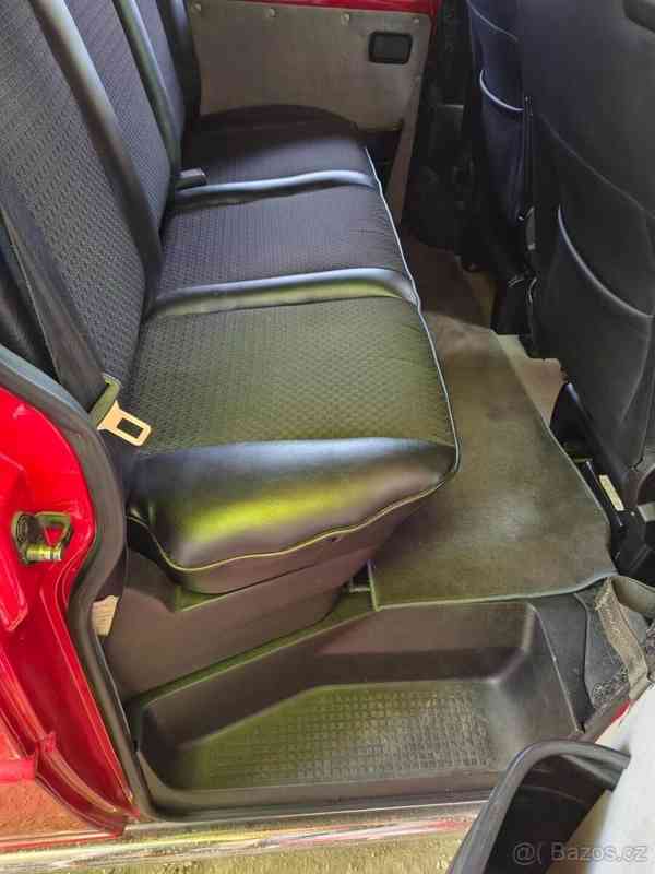 Volkswagen Transporter 2,5 - foto 13